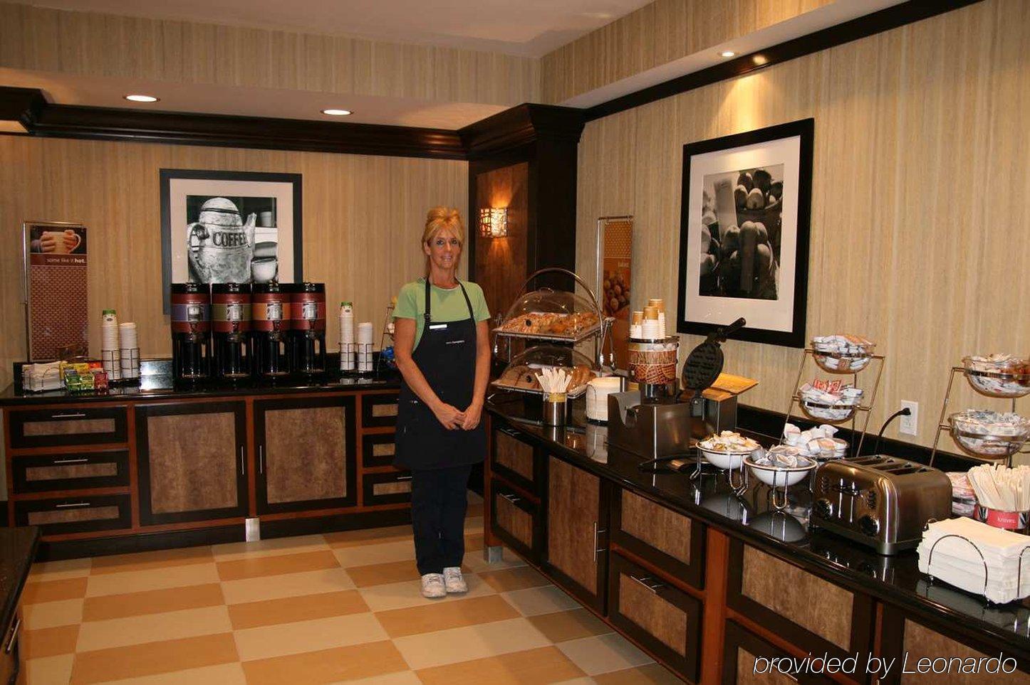 Hampton Inn & Suites New Castle, Pa Restoran foto